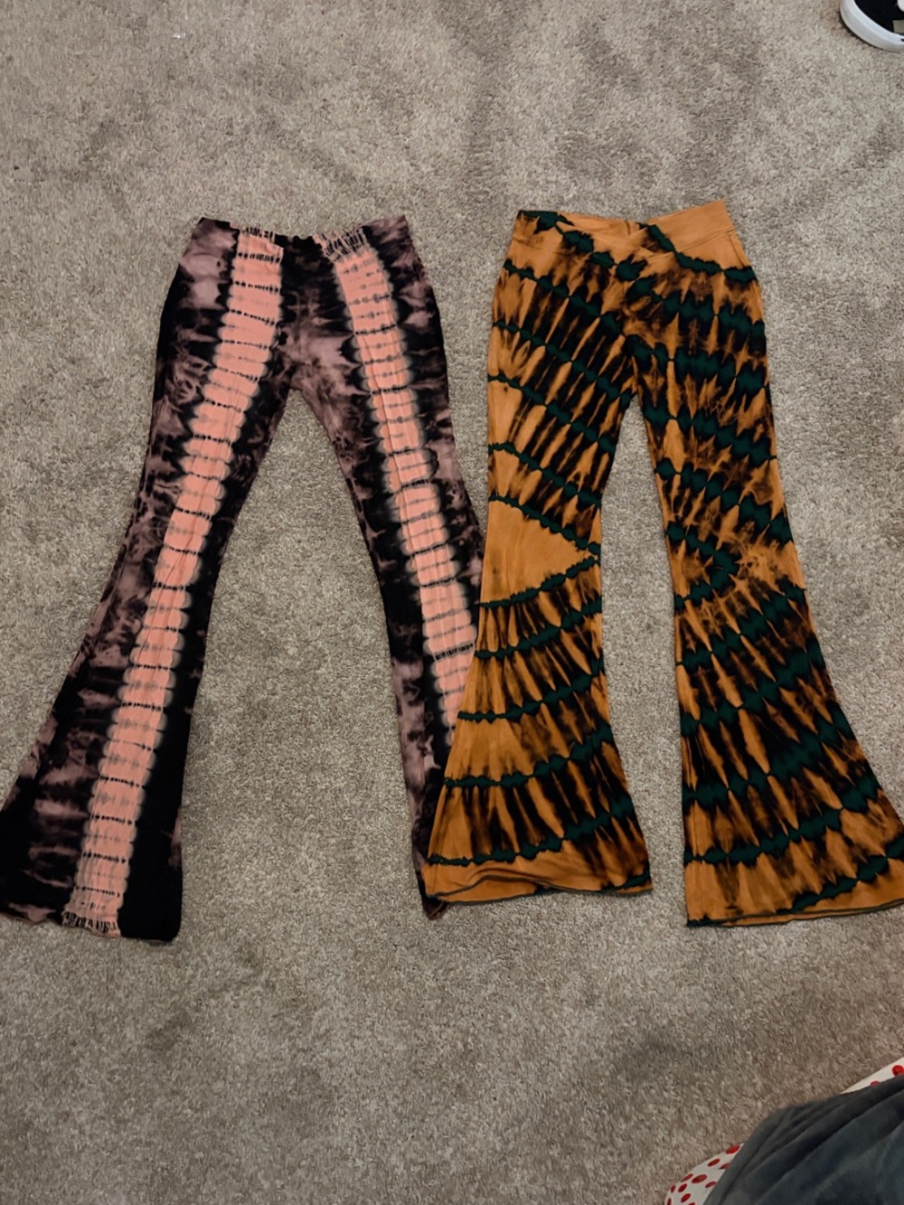Woman’s Tie-Dye Flared Leggings - Pink & Black and Mustard & Green